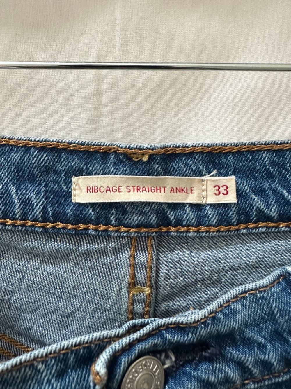 Women’s Levi Ribcage Ankle Straight Jeans 33x27 - Picture 3 of 6